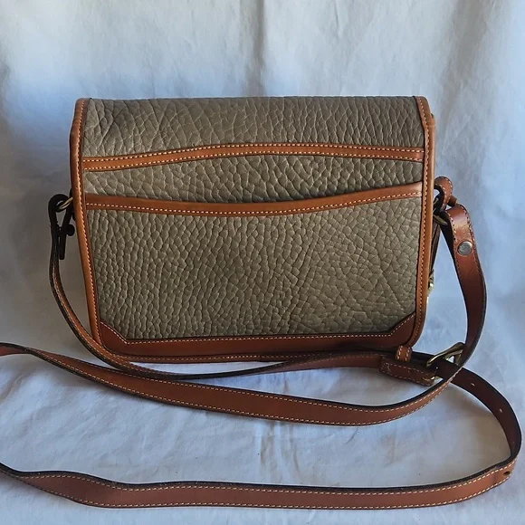 Vintage Dooney & Bourke Classic Tan and Brown Leather Crossbody Bag - Picture 3 of 13